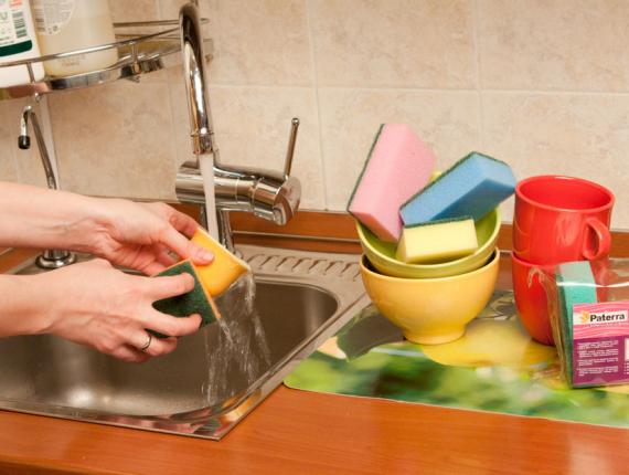 Какими бывают губки и мочалки для мытья посуды и уборки